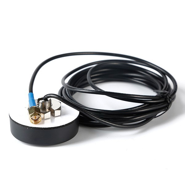 GPS Screw Mount Puck Antenna with SMA male connector